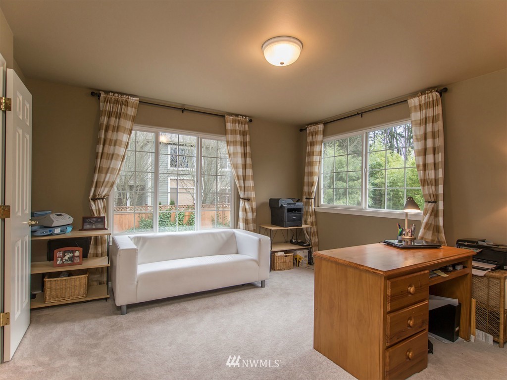 19213 85th Avenue Northeast Bothell, WA 98011 - Photo 23 of 25 Gallery Image 23