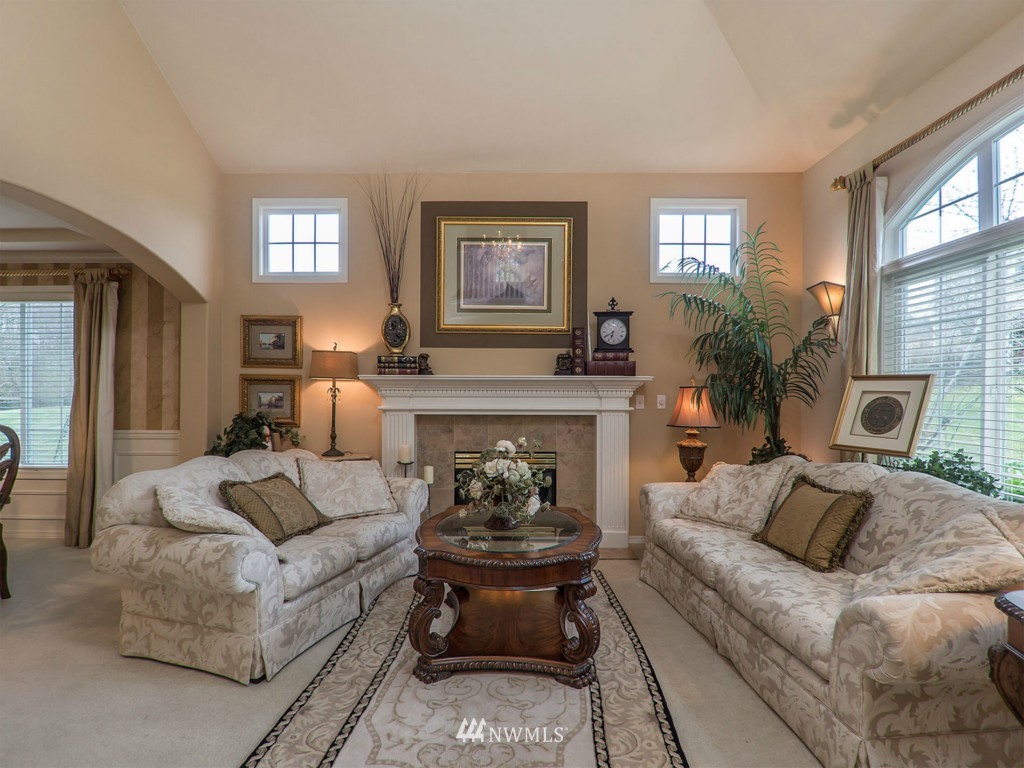 19213 85th Avenue Northeast Bothell, WA 98011 - Photo 7 of 25 Gallery Image 7