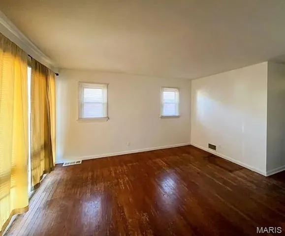 $95,000 | 6636 Kenwood Drive, St. Louis, MO 63121