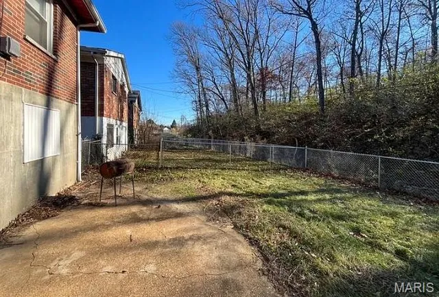 $95,000 | 6636 Kenwood Drive, St. Louis, MO 63121