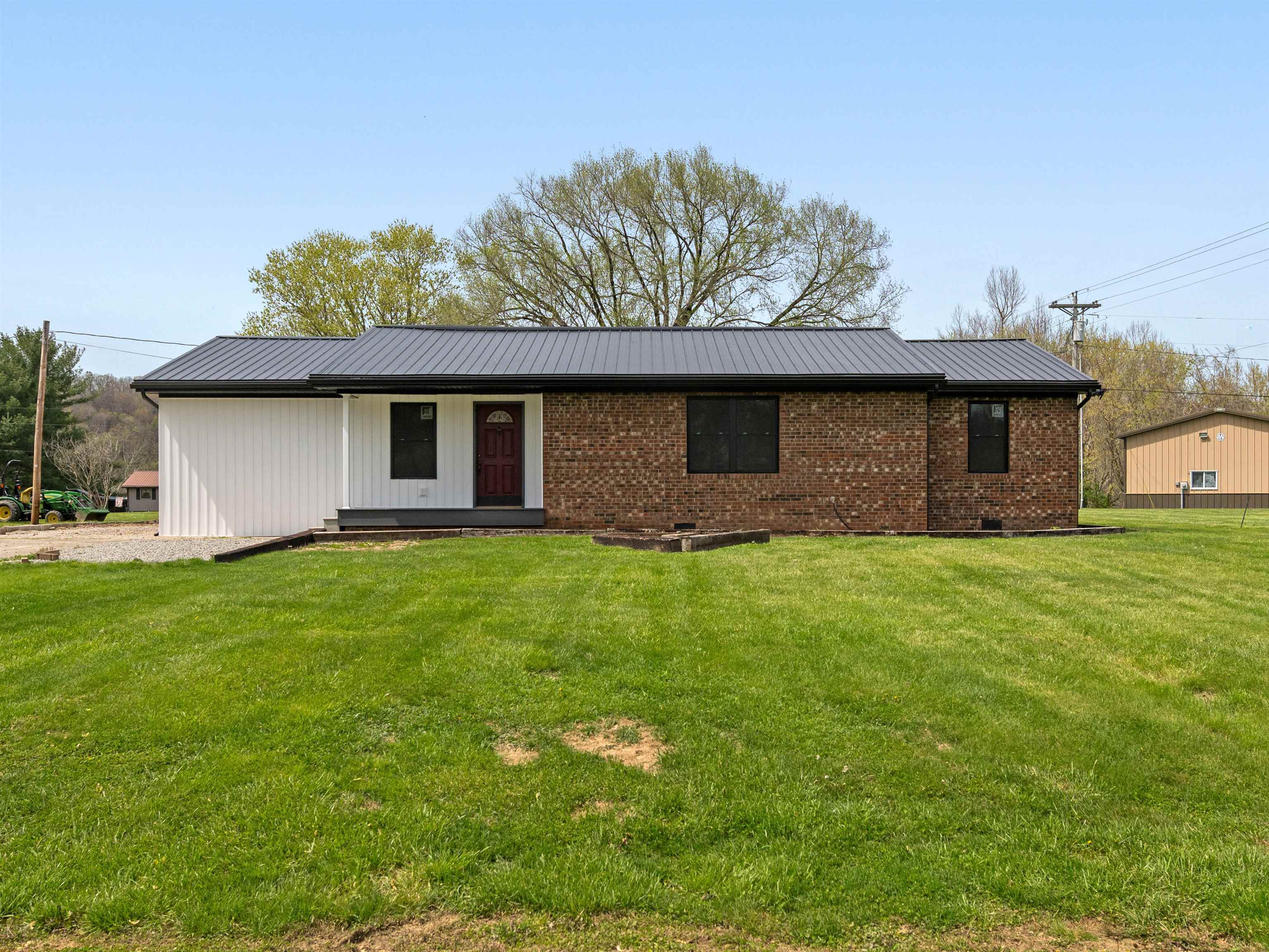 734 Cardinal Pt Road Greenup, KY 41144 - Photo 2 of 26 Gallery Image 2
