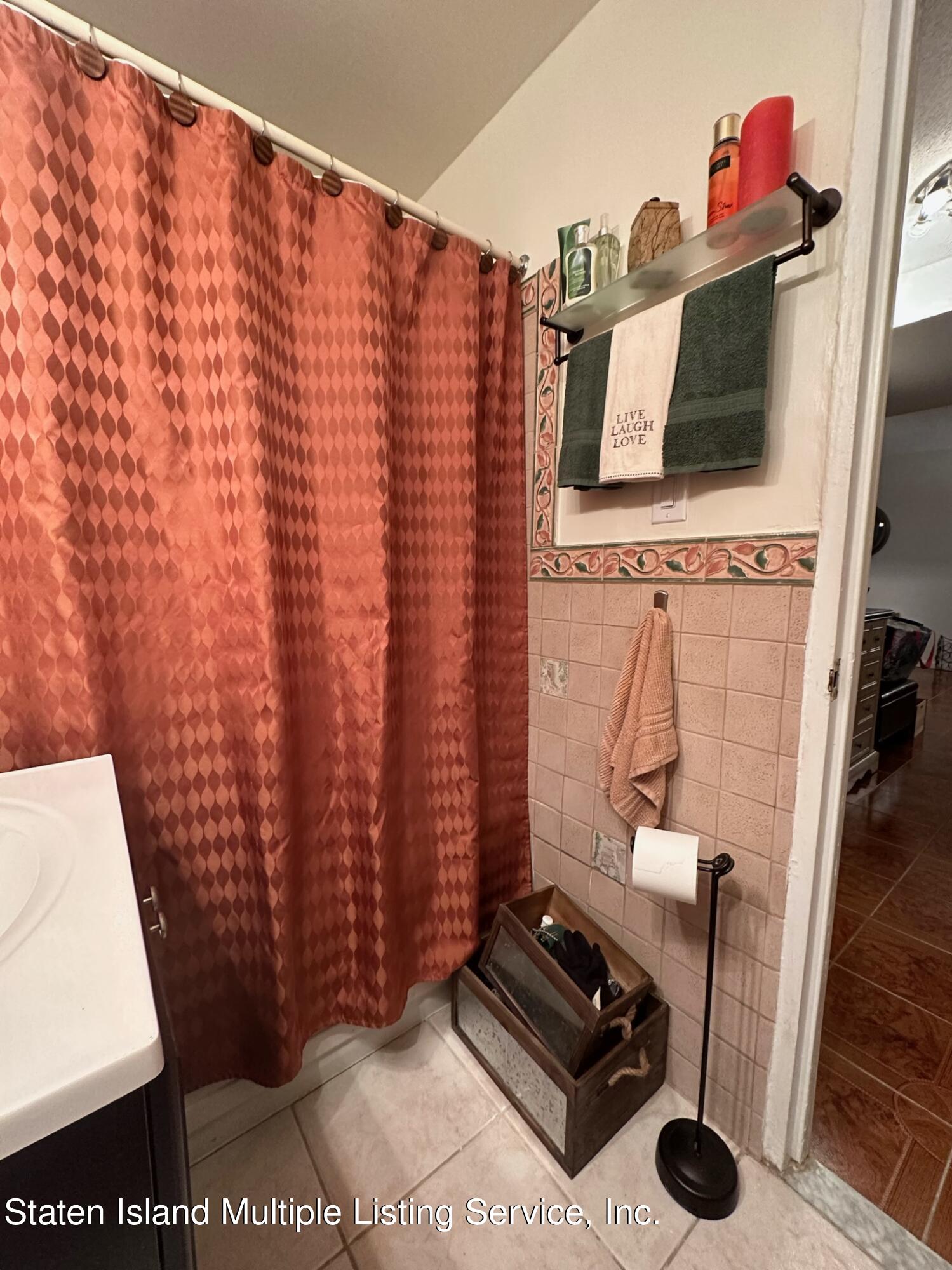 1100 Clove Road, Unit GL Staten Island, NY 10301 - Photo 27 of 27 1DC819A2-4BEE-4C92-AEB7-E2B173D12FAC