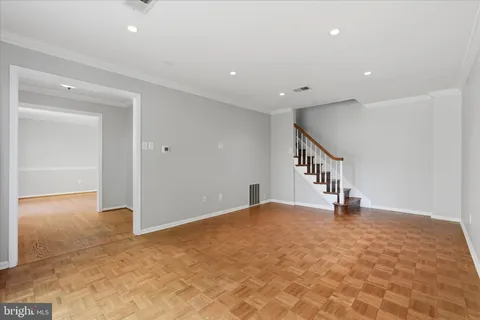 $399,000 | 101 Montgomery Avenue, Unit B2, Bala Cynwyd, PA 19004