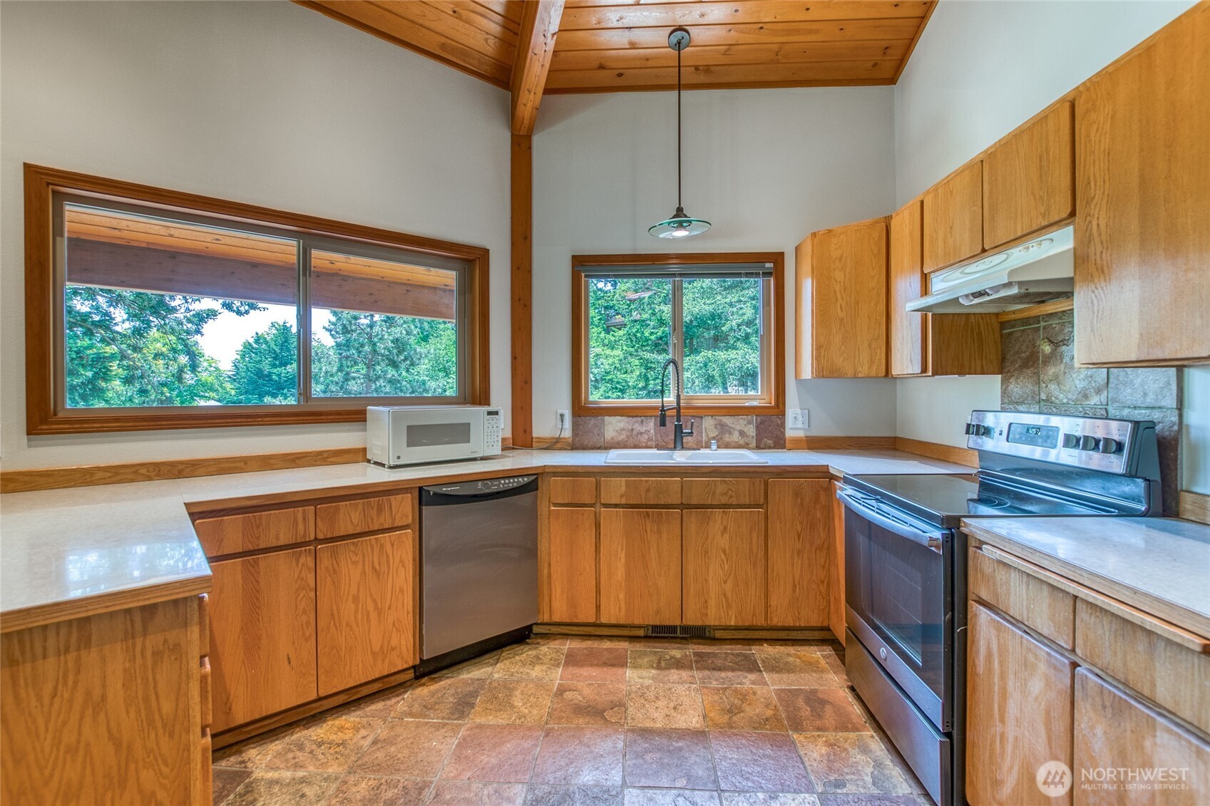 1325 Rosario Road Orcas Island, WA 98245 - Photo 18 of 40