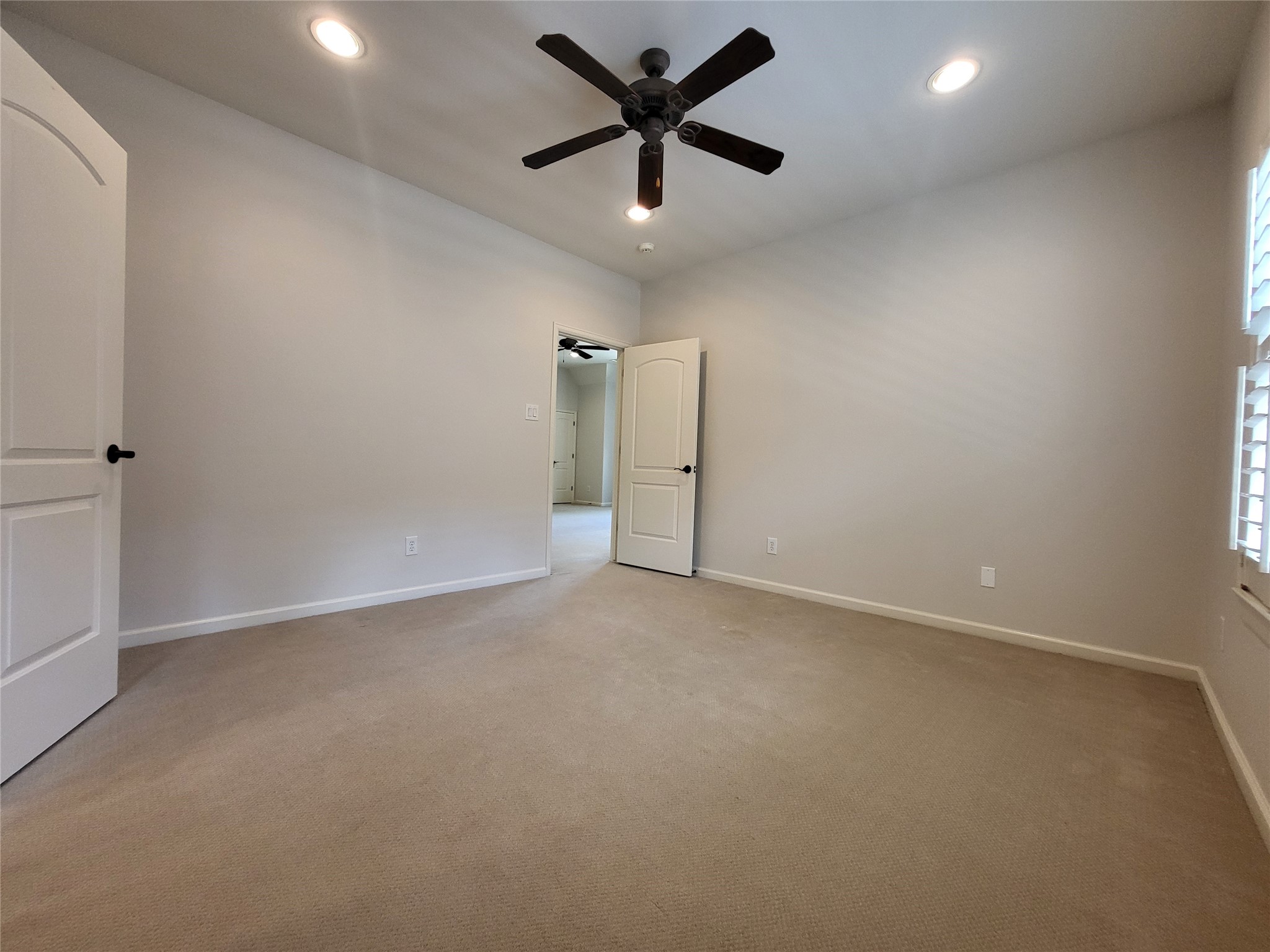 8811 Van Allen Drive The Woodlands, TX 77381 - Photo 27 of 36