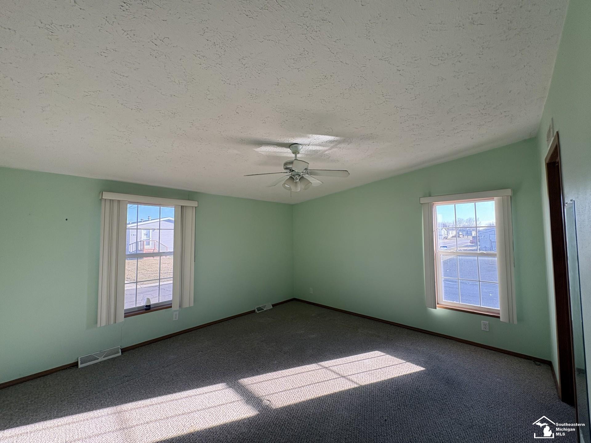 13565 Pear Street Carleton, MI 48117 - Photo 14 of 18
