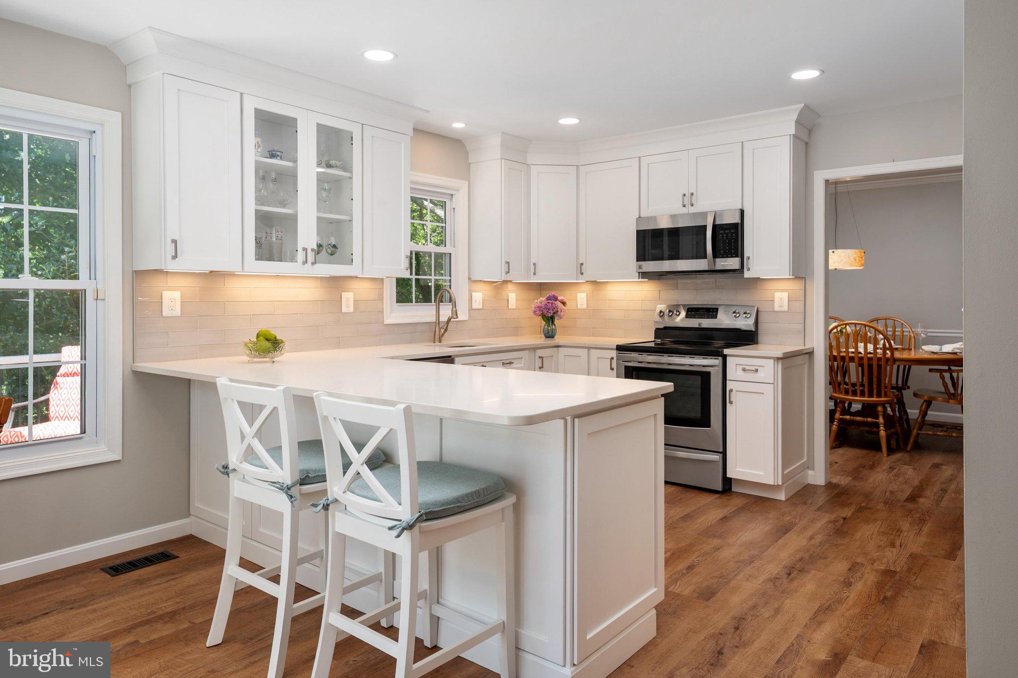 7106 Gaither Road Sykesville, MD 21784 - Photo 17 of 67 Beautifully updated kitchen!