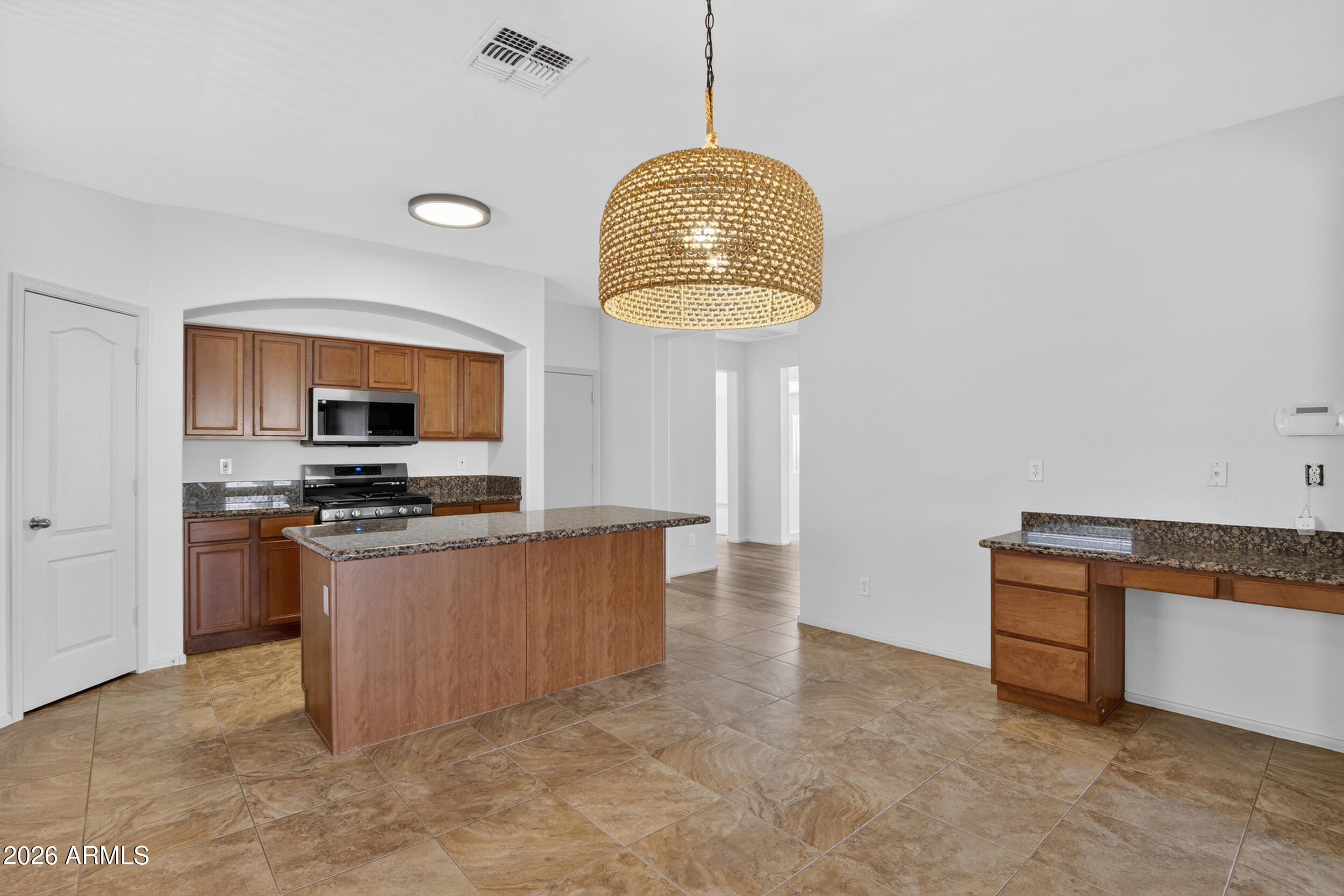 17662 West Charter Oak Road Surprise, AZ 85388 - Photo 14 of 40 18_054_a4m_sm