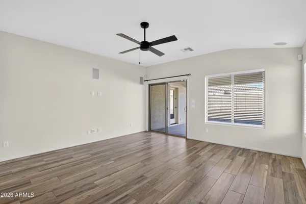 $2,250 | 17662 West Charter Oak Road, Surprise, AZ 85388