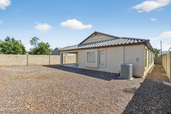 $2,250 | 17662 West Charter Oak Road, Surprise, AZ 85388