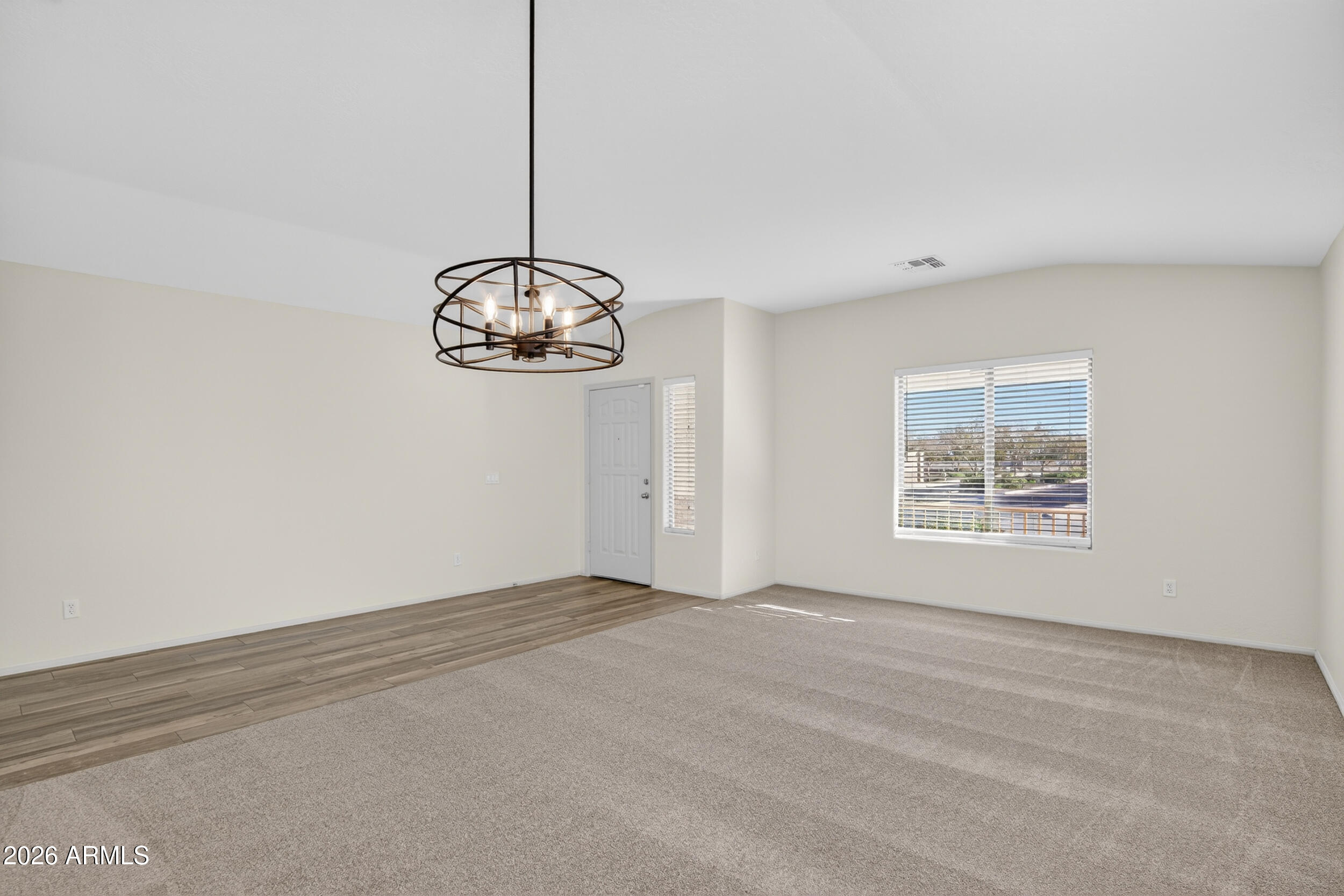 17662 West Charter Oak Road Surprise, AZ 85388 - Photo 6 of 40 9_027_a4m_sm