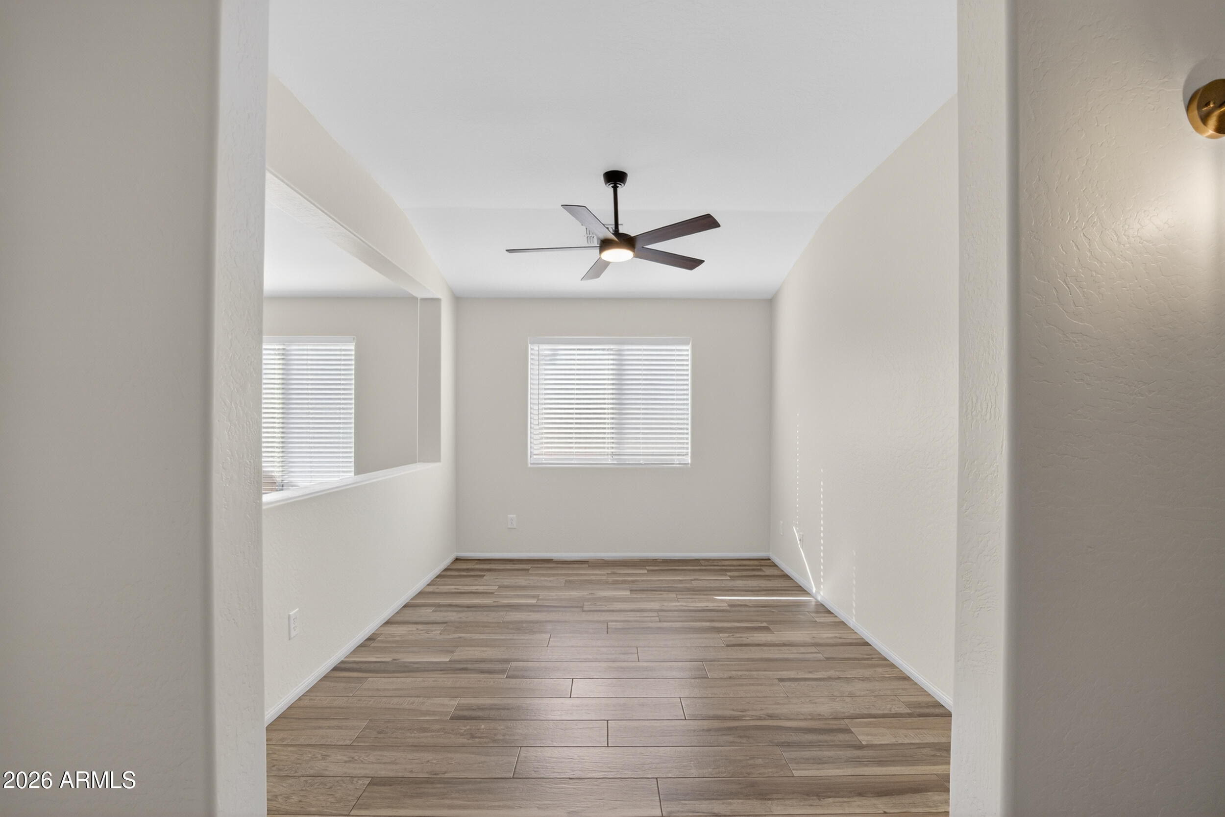 17662 West Charter Oak Road Surprise, AZ 85388 - Photo 7 of 40 11_031_a4m_sm