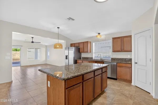 $2,250 | 17662 West Charter Oak Road, Surprise, AZ 85388
