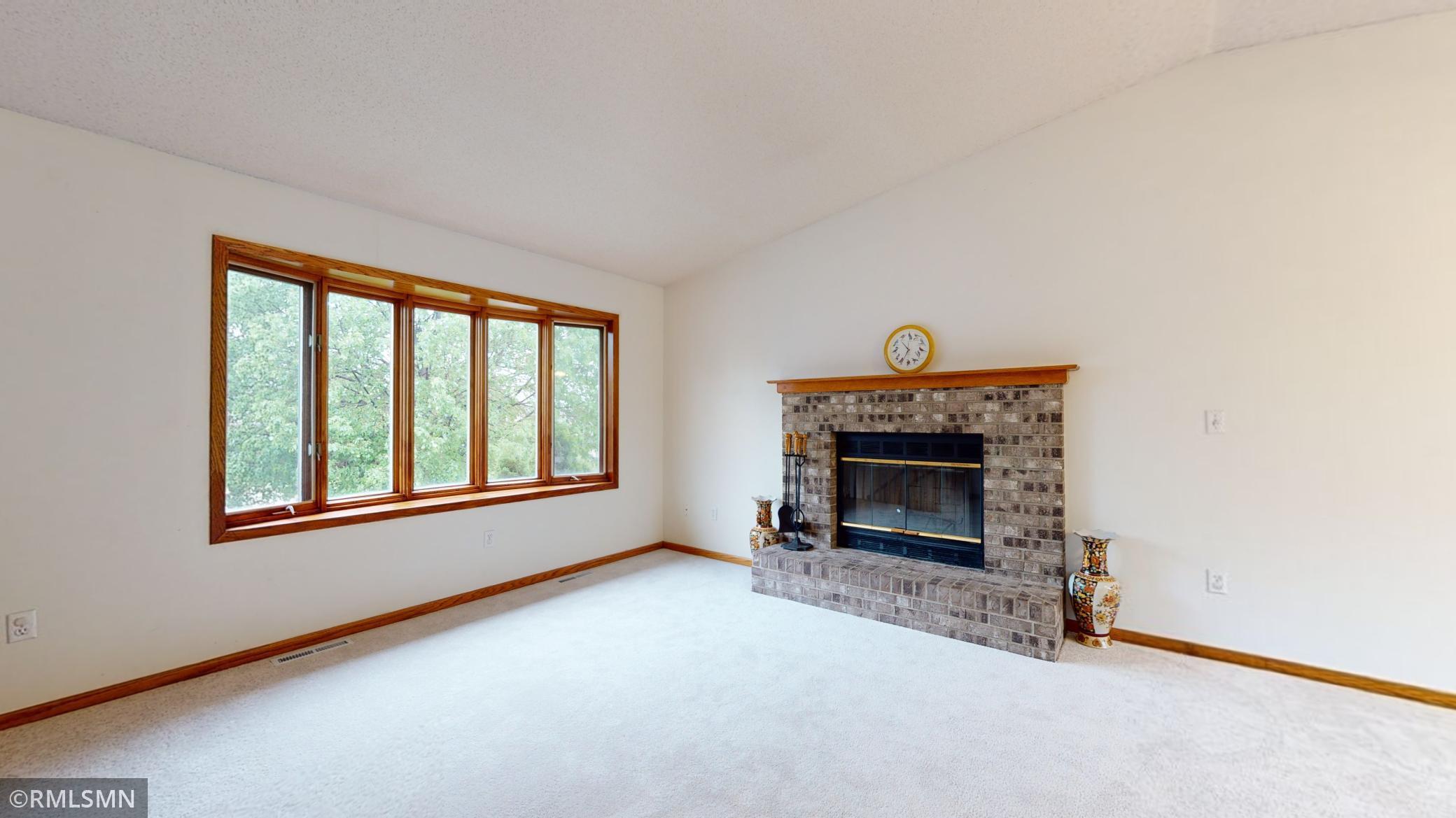 864 48 Avenue Northwest Rochester, MN 55901 - Photo 2 of 26