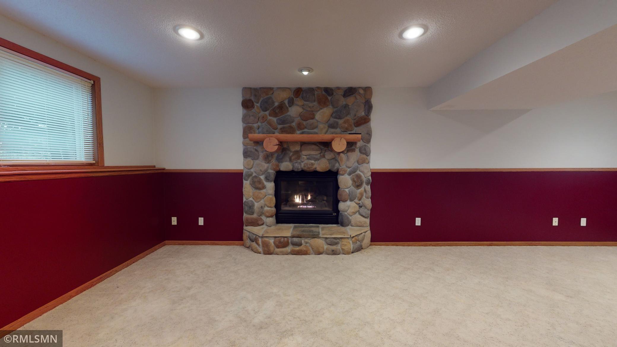 864 48 Avenue Northwest Rochester, MN 55901 - Photo 13 of 26