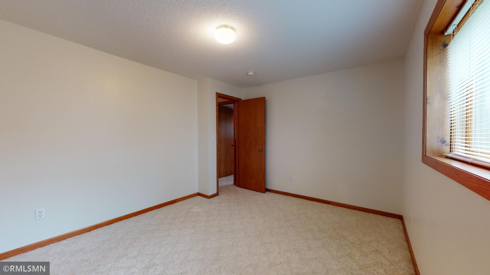 864 48 Avenue Northwest Rochester, MN 55901 - Photo 17 of 26