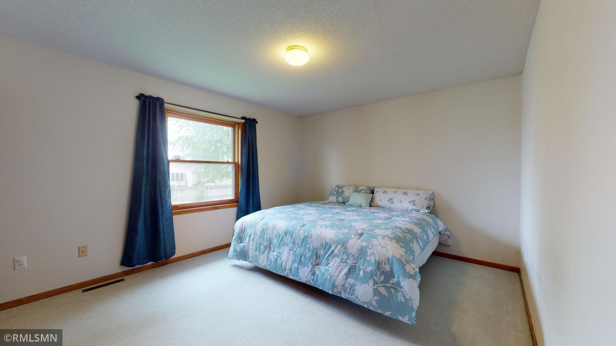864 48 Avenue Northwest Rochester, MN 55901 - Photo 9 of 26