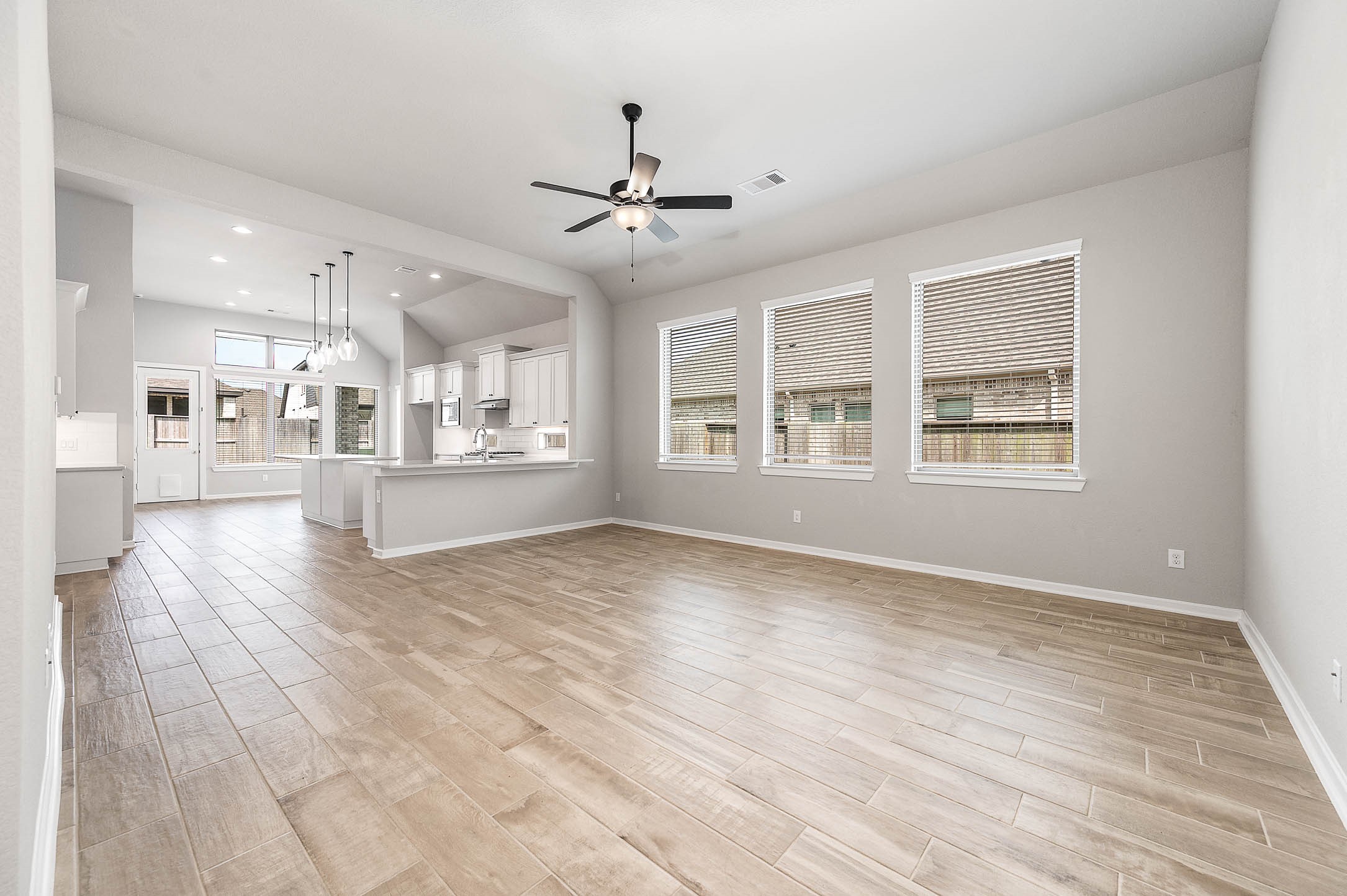 5007 Country Mdws Trail Rosharon, TX 77583 - Photo 8 of 29