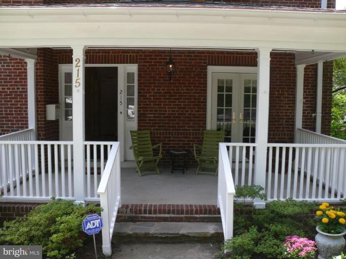 215 Overhill Road Baltimore, MD 21210 - Photo 5 of 19 Porch