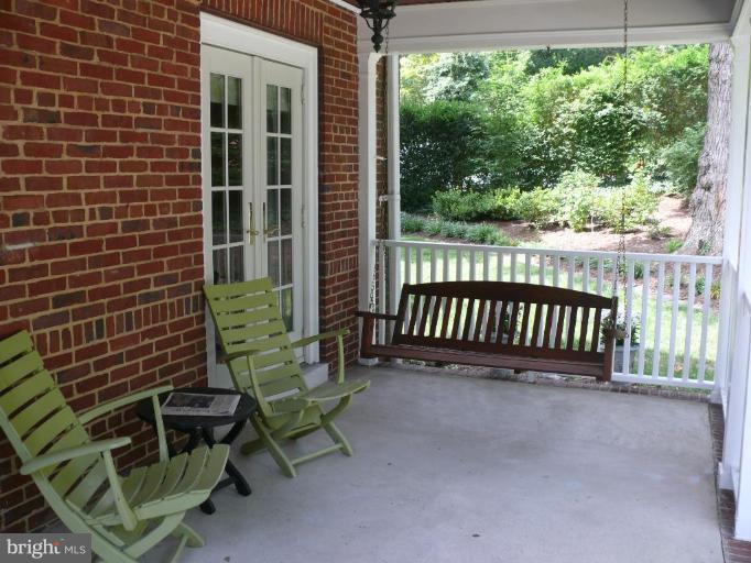 215 Overhill Road Baltimore, MD 21210 - Photo 8 of 19 Exterior #5
