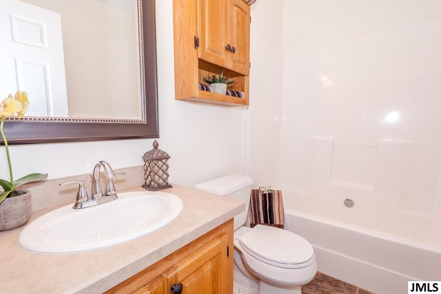 8997 North Meridian Road Pleasant Lake, MI 49272 - Photo 16 of 36 Photo 16