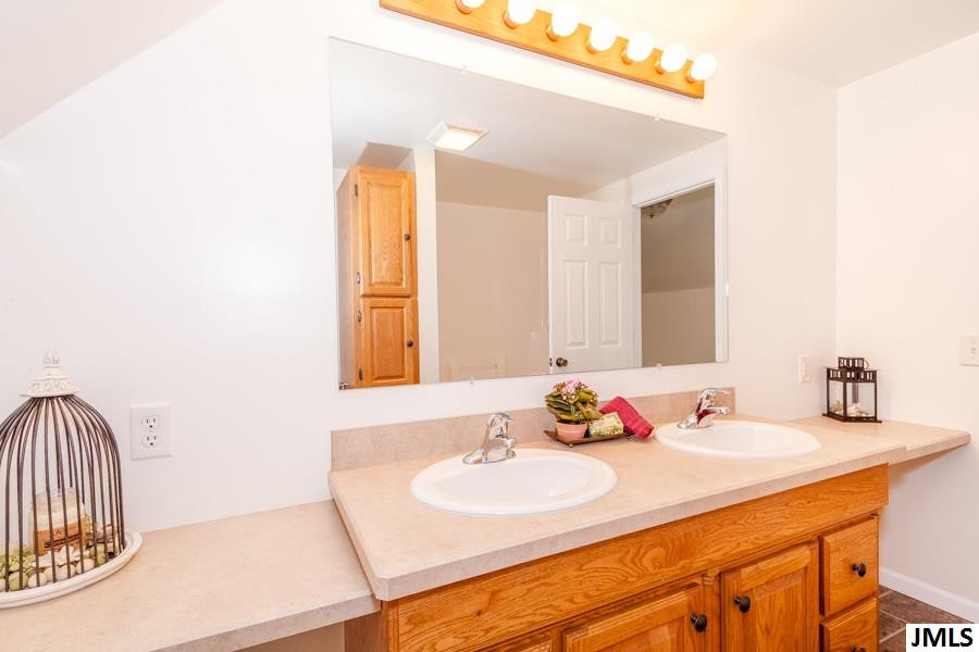 8997 North Meridian Road Pleasant Lake, MI 49272 - Photo 25 of 36 Photo 25