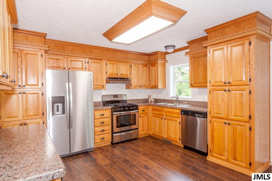 8997 North Meridian Road Pleasant Lake, MI 49272 - Photo 4 of 36 Photo 4