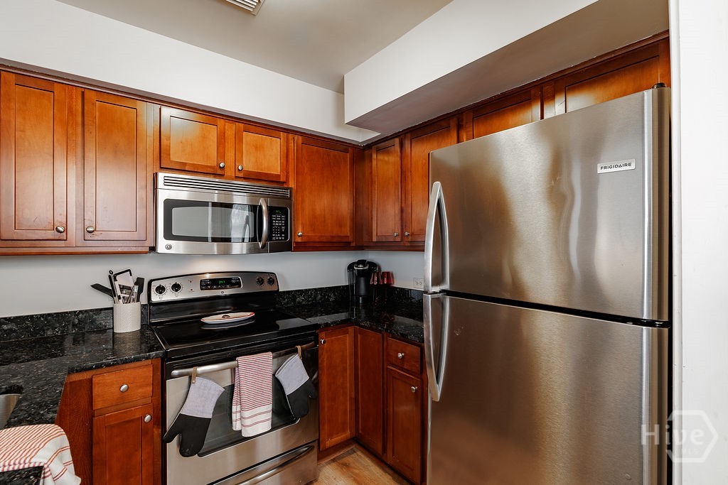 247 East Washington Street, Unit 207 Athens, GA 30601 - Photo 19 of 35