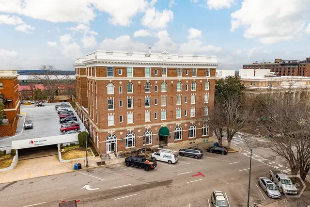 $900,000 | 247 East Washington Street, Unit 207, Athens, GA 30601