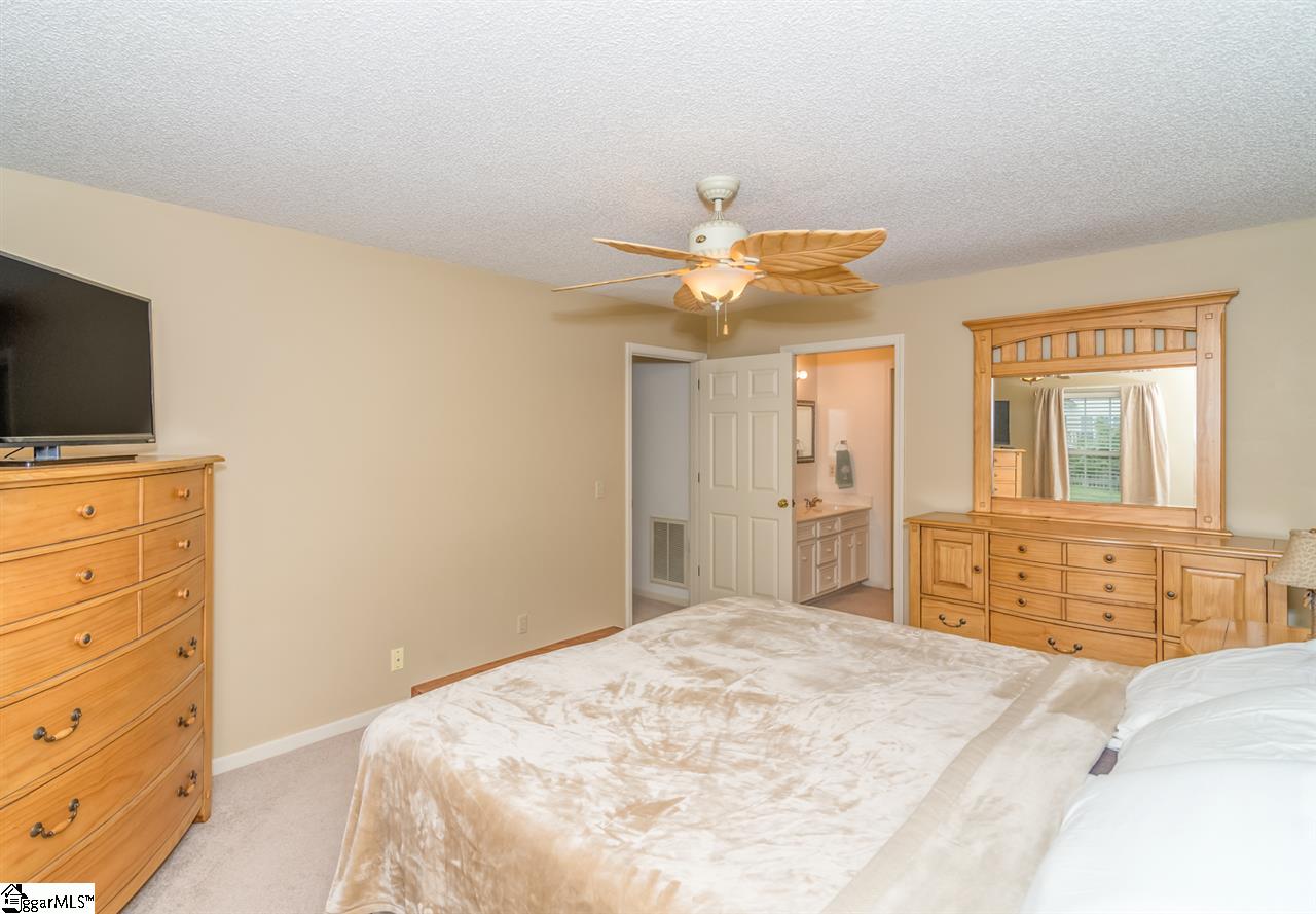 207 Roberts Farm Road Simpsonville, SC 29681 - Photo 15 of 35 Gallery Image 15