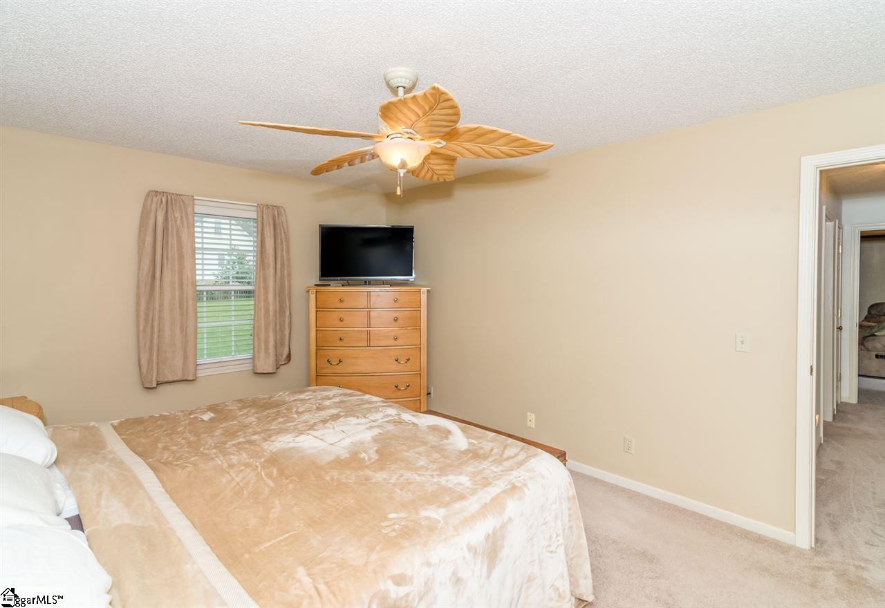 207 Roberts Farm Road Simpsonville, SC 29681 - Photo 16 of 35 Gallery Image 16