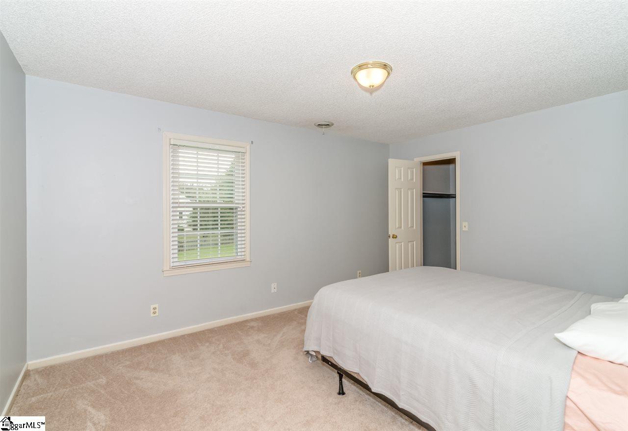 207 Roberts Farm Road Simpsonville, SC 29681 - Photo 26 of 35 Gallery Image 26