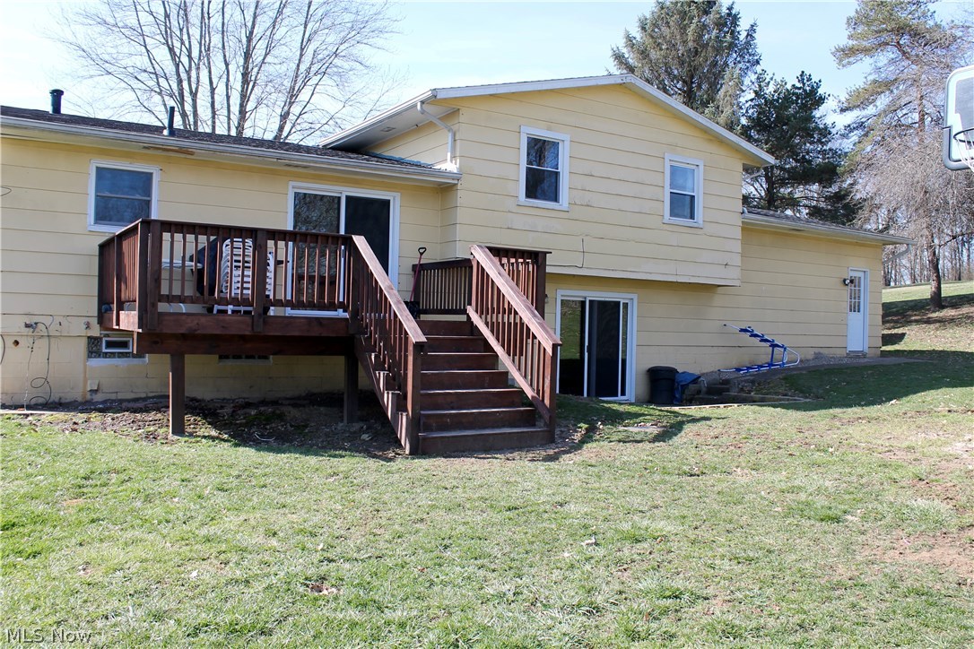 2203 Waterloo Road Mogadore, OH 44260 - Photo 3 of 33