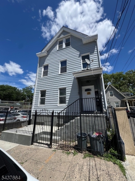 441 Summer Street, Unit 3 Paterson, NJ 07501 - Photo 3 of 5
