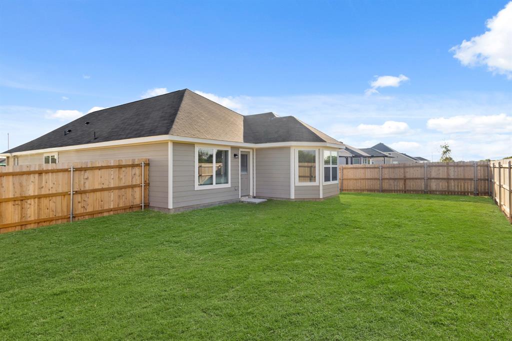 1104 Runway Road Fort Worth, TX 76131 - Photo 15 of 16