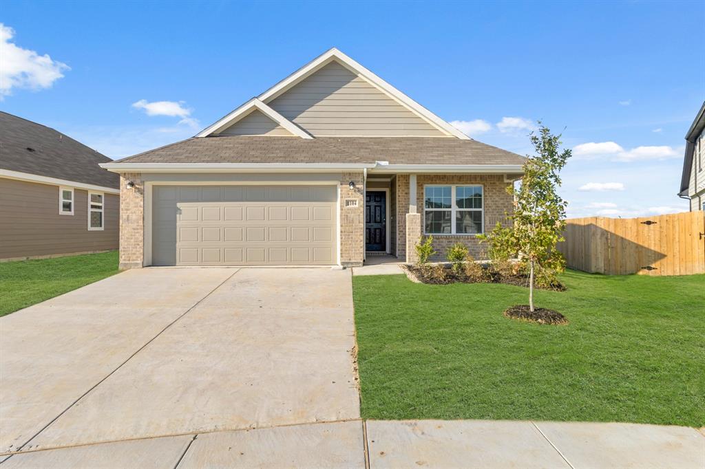 1104 Runway Road Fort Worth, TX 76131 - Photo 2 of 16