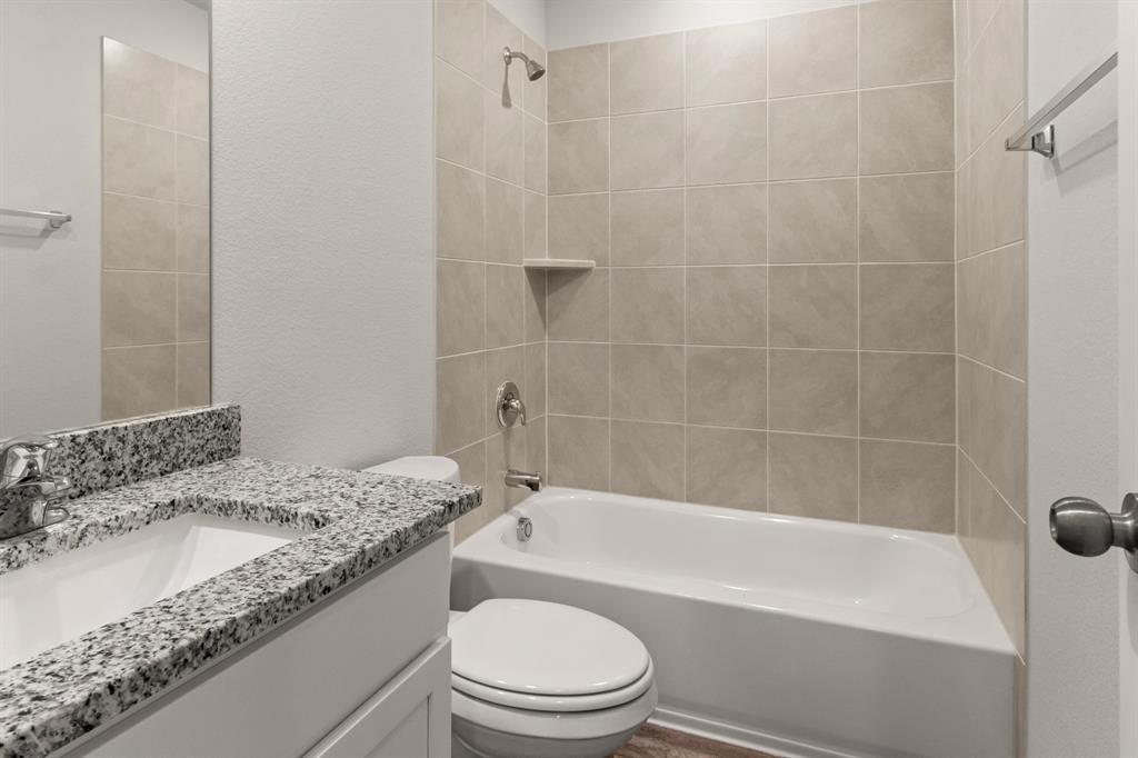 1104 Runway Road Fort Worth, TX 76131 - Photo 5 of 16