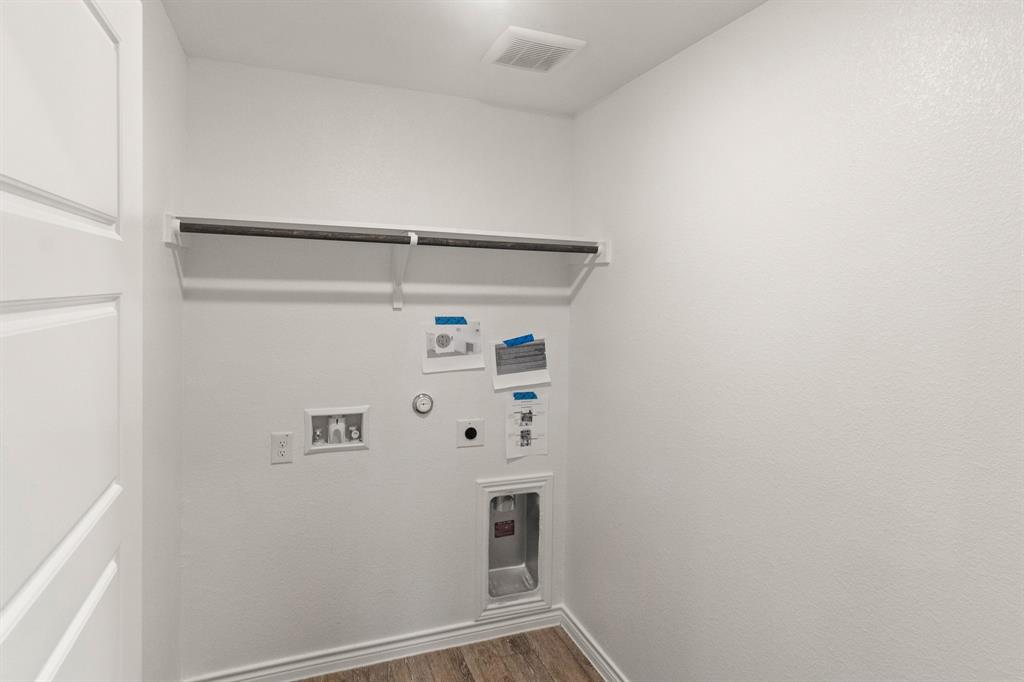 1104 Runway Road Fort Worth, TX 76131 - Photo 9 of 16