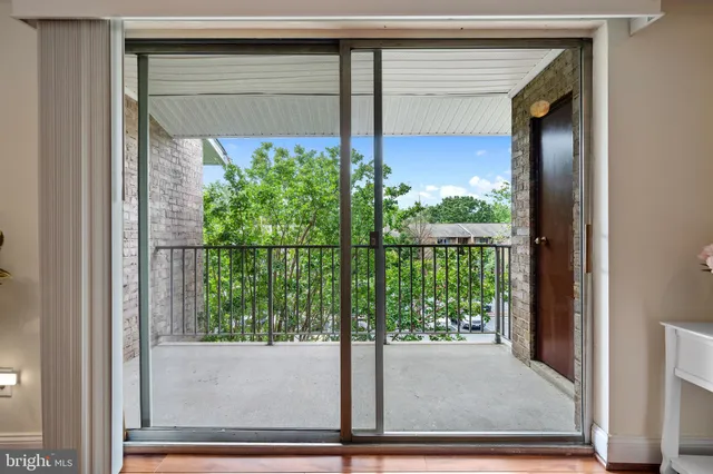 $240,000 | 7984 Audubon Avenue, Unit 203, Alexandria, VA 22306