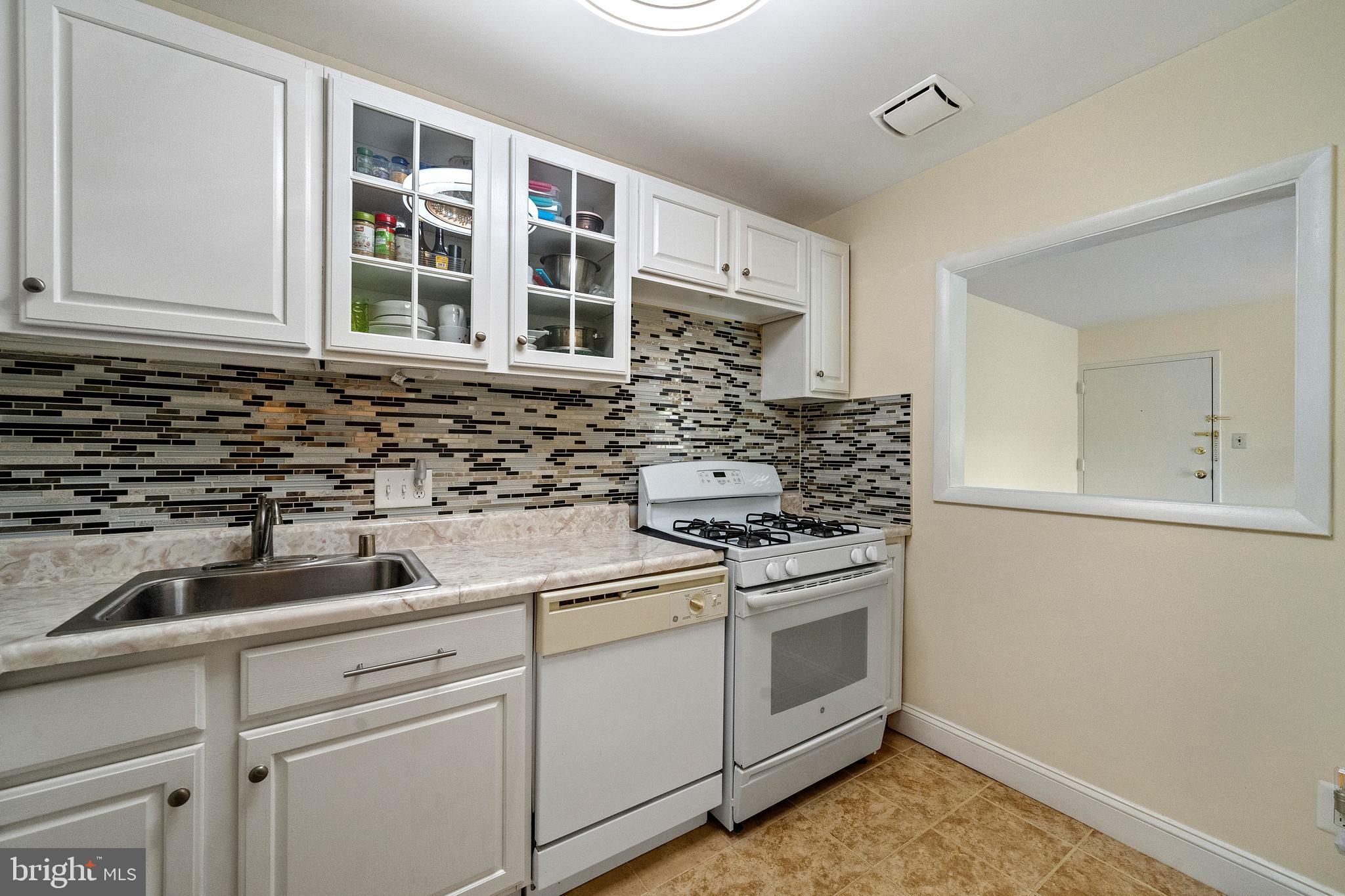 7984 Audubon Avenue, Unit 203 Alexandria, VA 22306 - Photo 15 of 53