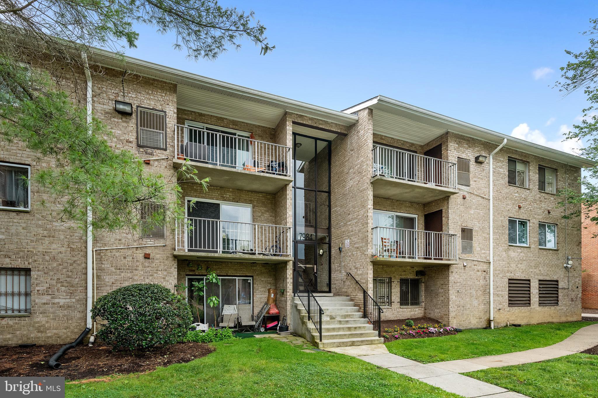 7984 Audubon Avenue, Unit 203 Alexandria, VA 22306 - Photo 3 of 53