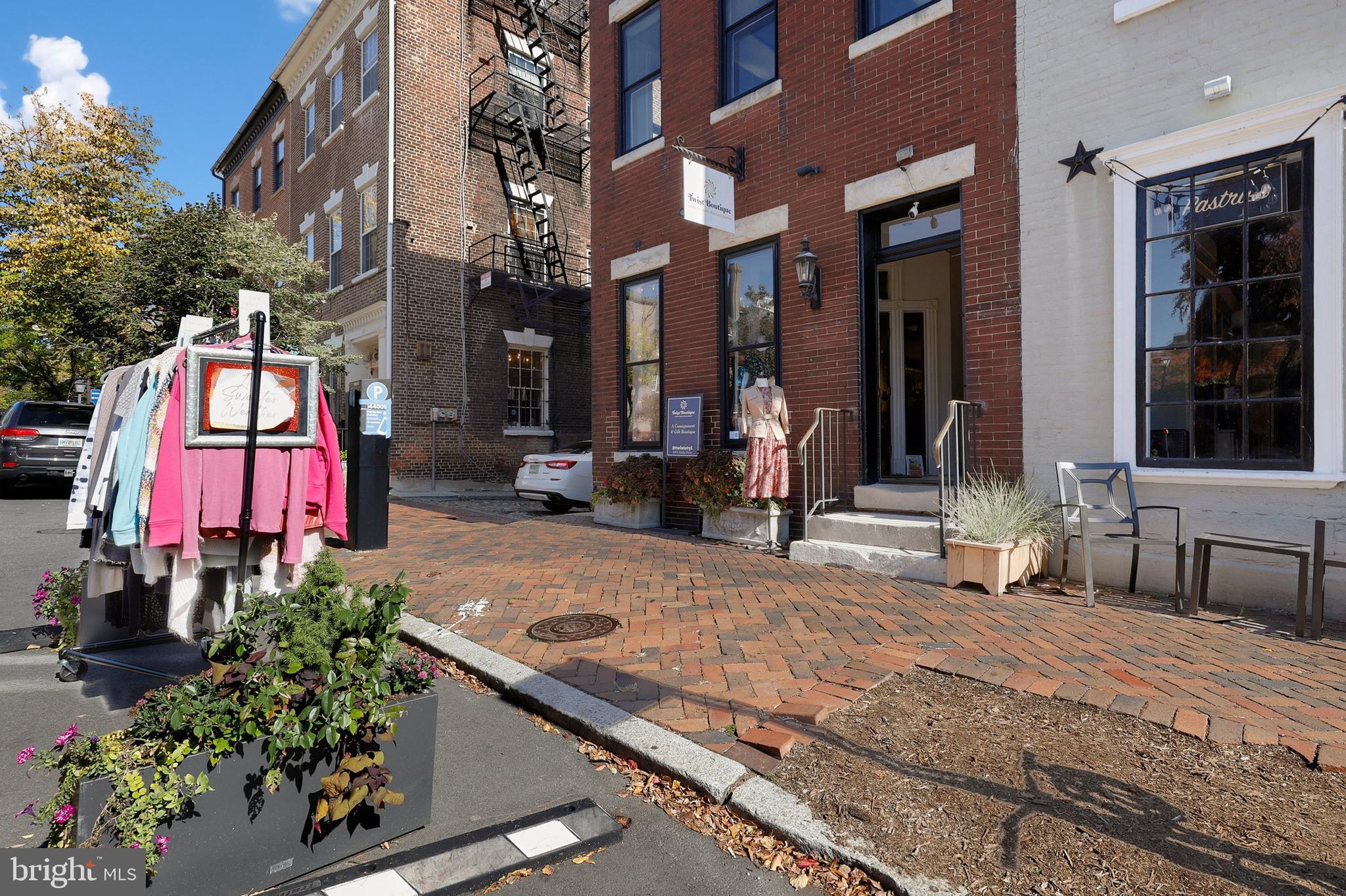 7984 Audubon Avenue, Unit 203 Alexandria, VA 22306 - Photo 43 of 53