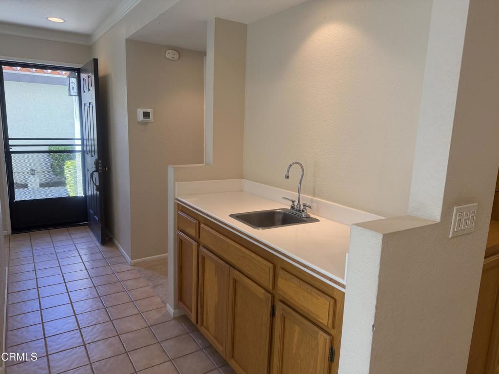 2232 Martinique Lane Oxnard, CA 93035 - Photo 12 of 64