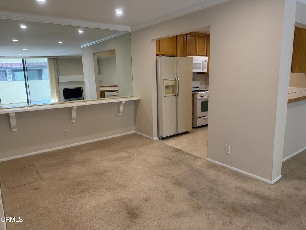 2232 Martinique Lane Oxnard, CA 93035 - Photo 23 of 64