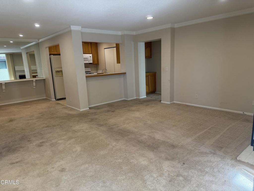 2232 Martinique Lane Oxnard, CA 93035 - Photo 30 of 64