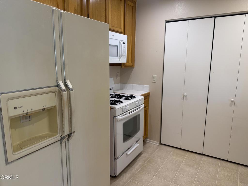 2232 Martinique Lane Oxnard, CA 93035 - Photo 33 of 64