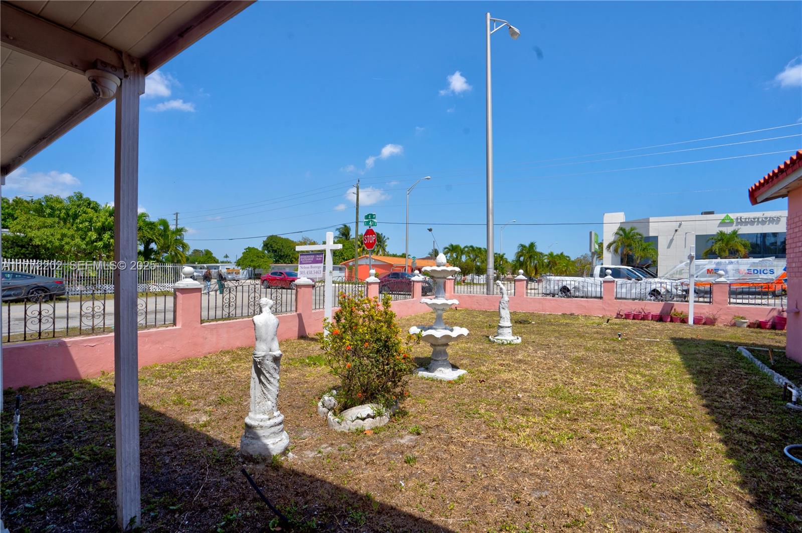 390 East 44th Street Hialeah, FL 33013 - Photo 39 of 39 a view of an chairs