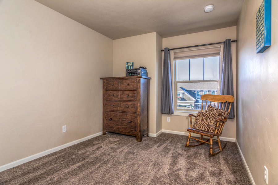 61057 Manhae Loop Bend, OR 97702 - Photo 15 of 24 17