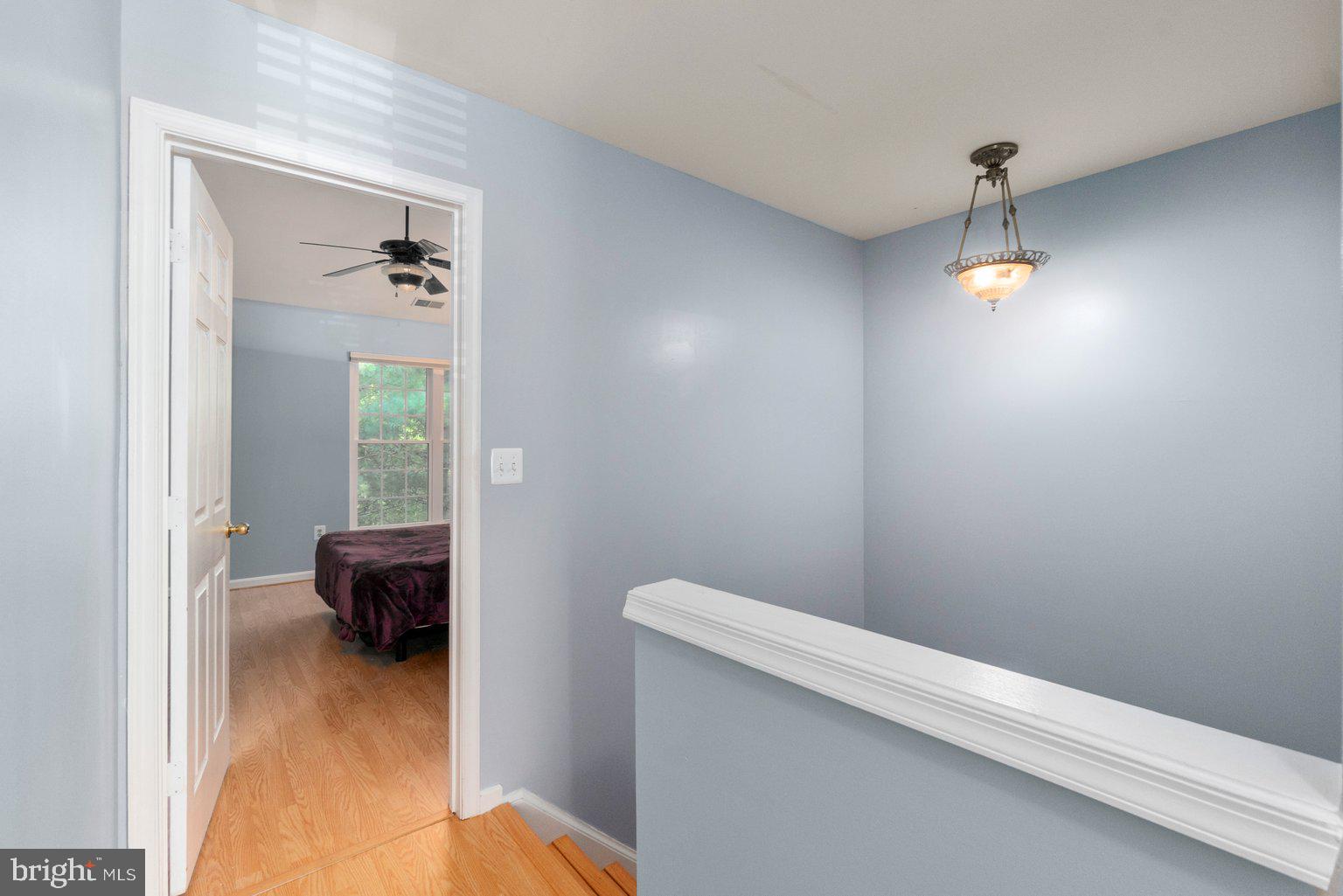 10940 Baskerville Road Reisterstown, MD 21136 - Photo 25 of 38 Upper level hallway