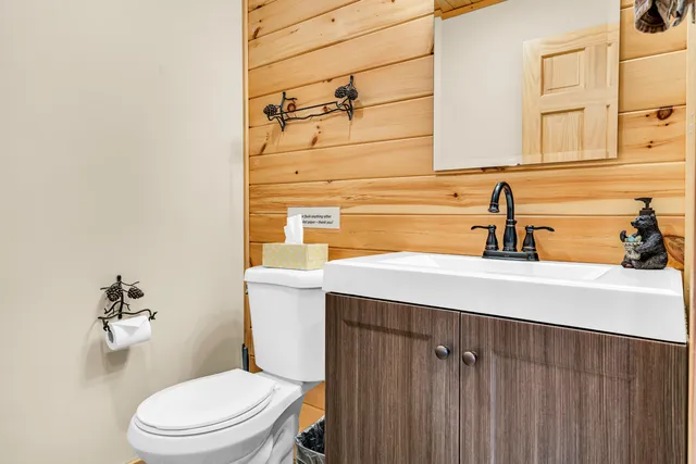 $699,900 | 27 2nd Street, Bethel, ME 04217